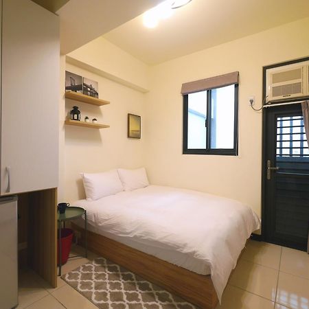 Traveler No. 3 Apartment Taichung Bagian luar foto