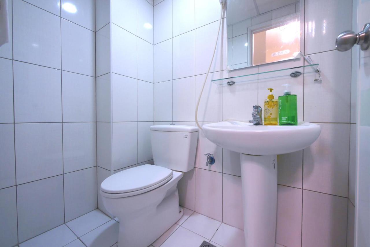 Traveler No. 3 Apartment Taichung Bagian luar foto